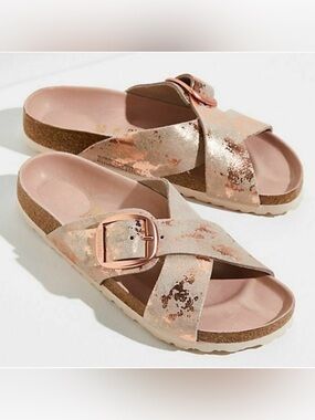 BIRKENSTOCK SIENA BIG BUCKLE METALLIC ROSE SANDALS, SZ 38 L7/M5